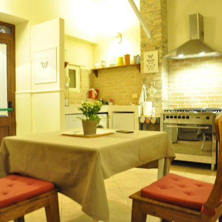 Bed And Breakfast Piazza Mercato Pescara Luaran gambar