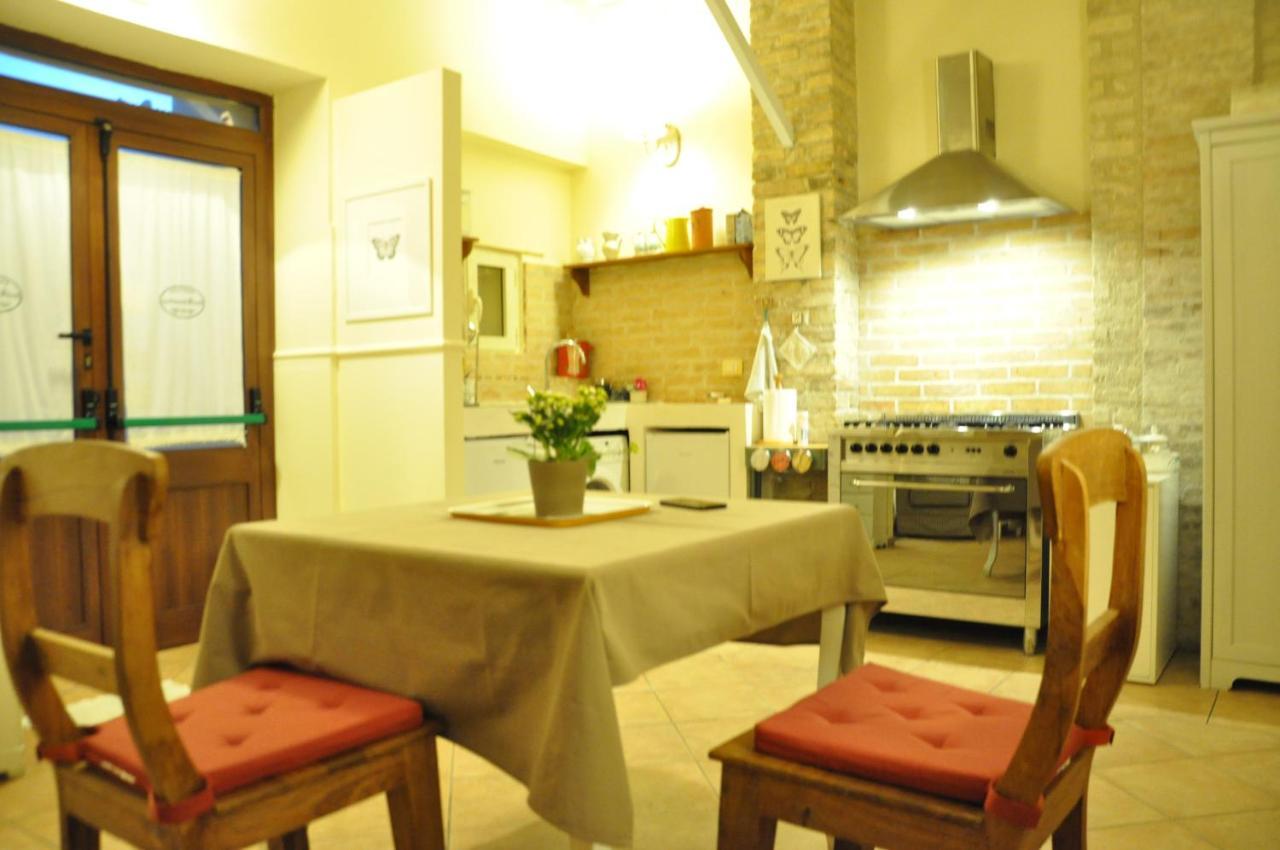 Bed And Breakfast Piazza Mercato Pescara Luaran gambar