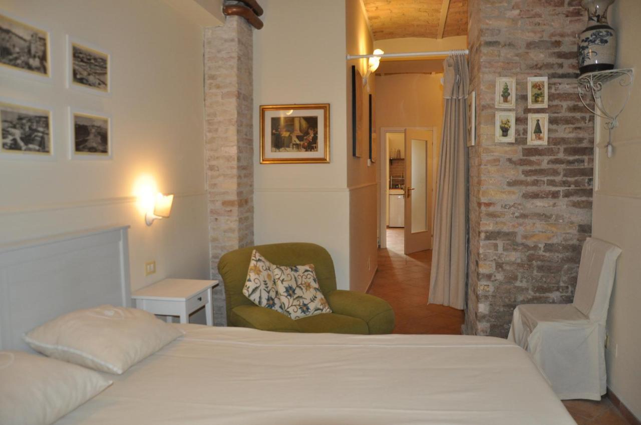 Bed And Breakfast Piazza Mercato Pescara Luaran gambar