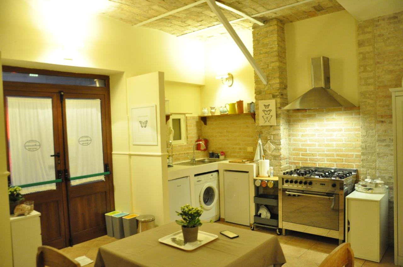 Bed And Breakfast Piazza Mercato Pescara Luaran gambar